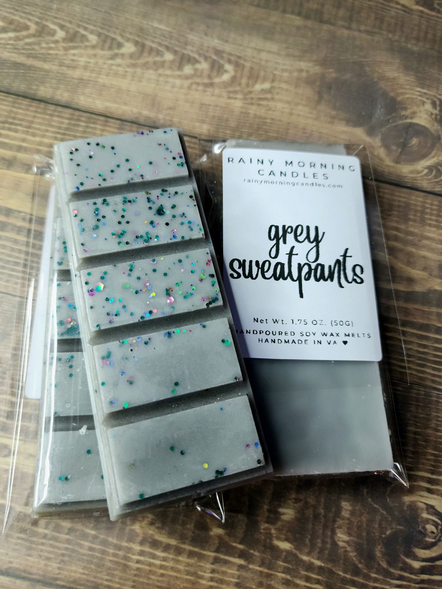 Grey Sweatpants | Wax Melts - Rainy Morning Candles