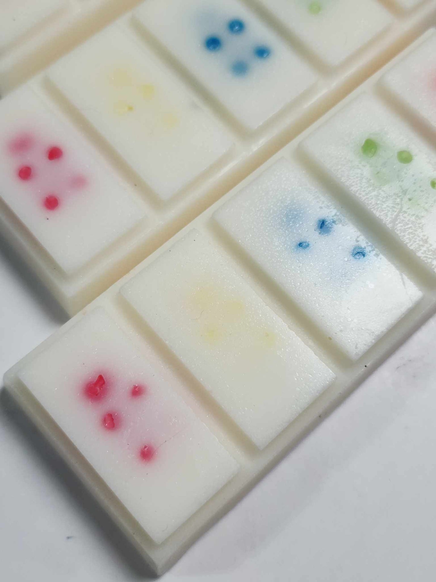 Gummy Bear | Wax Melts - DISCOUNTED DUE TO IMPERFECTIONS - SEE PICTURES